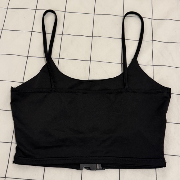 Front Buckle Deep O neck Sleeveless Casual Solid Crop Tank size Medium - Picture 10 of 10